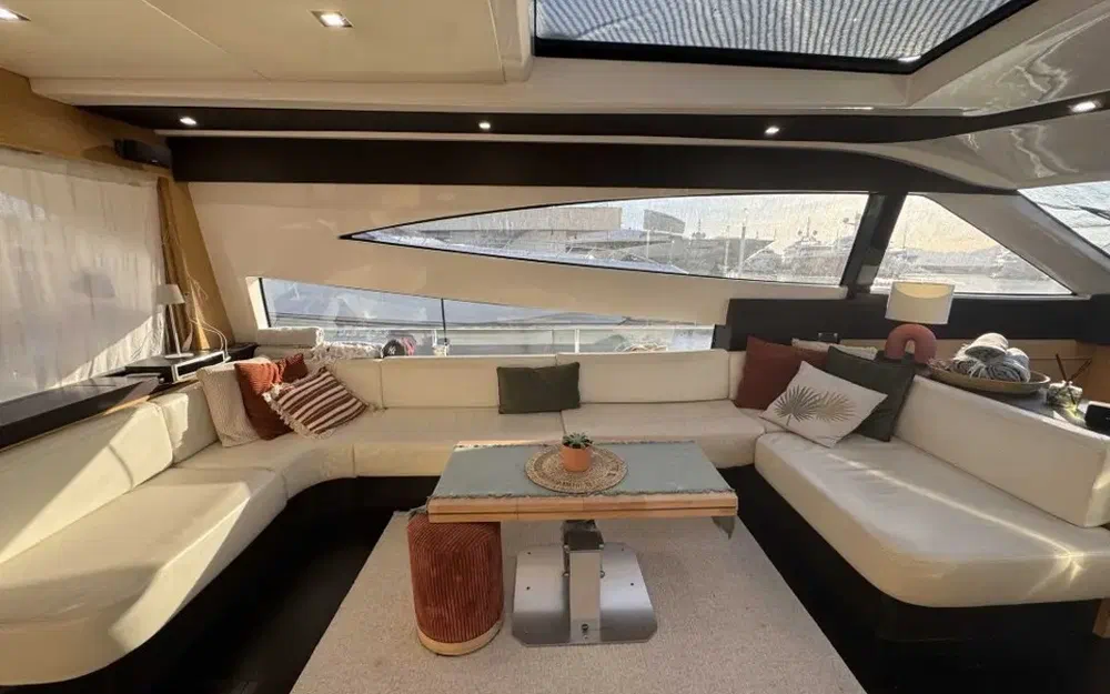 slider 11 Cayman 57 HT