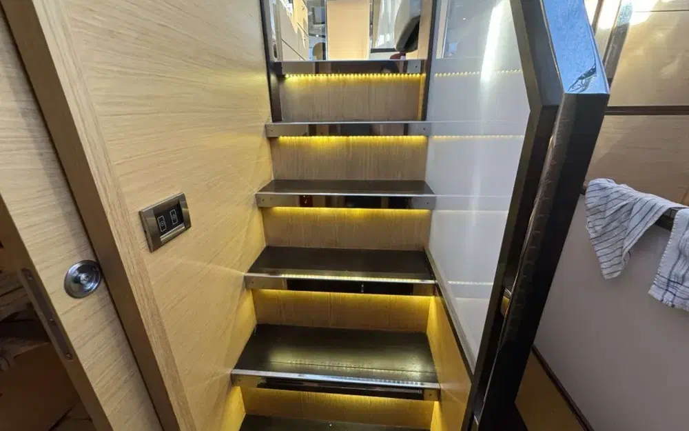 slider 16 Cayman 57 HT