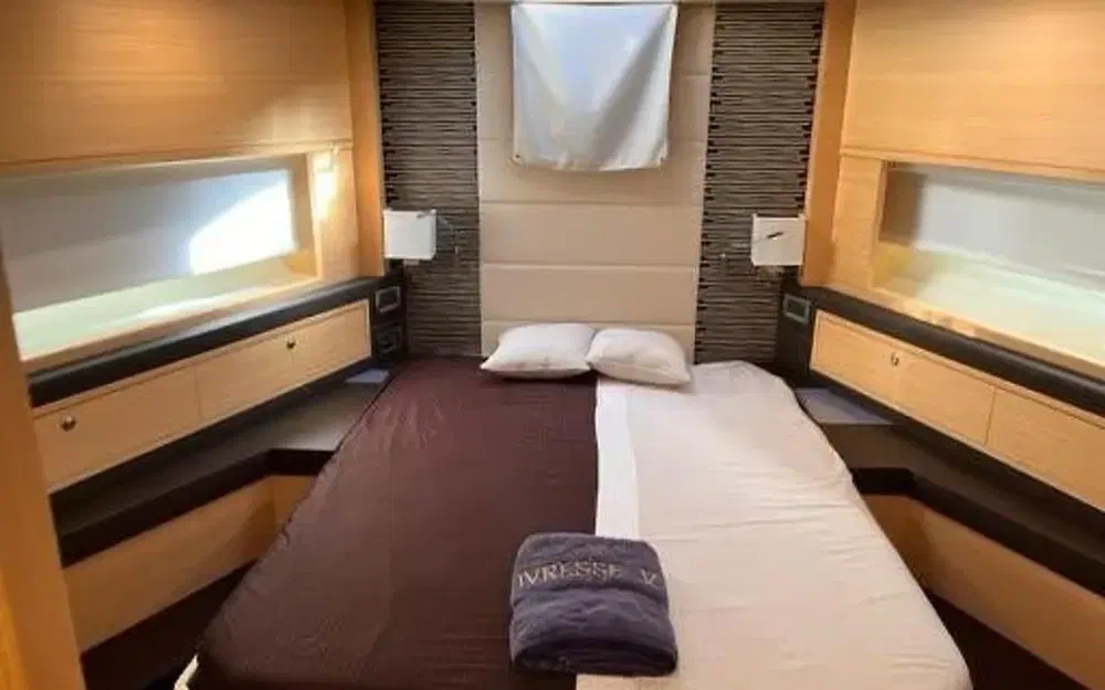 slider 19 Cayman 57 HT