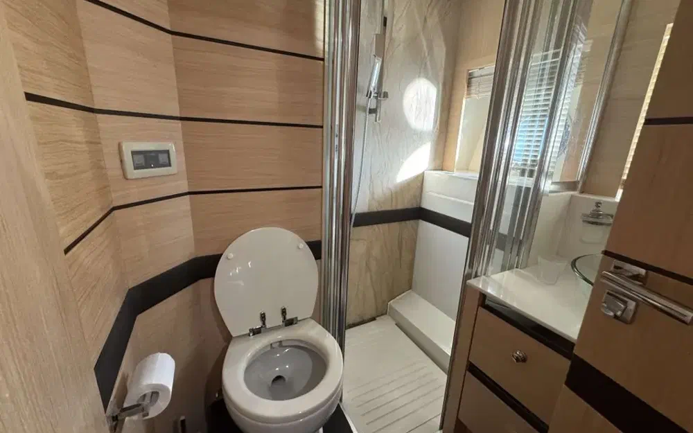 slider 20 Cayman 57 HT