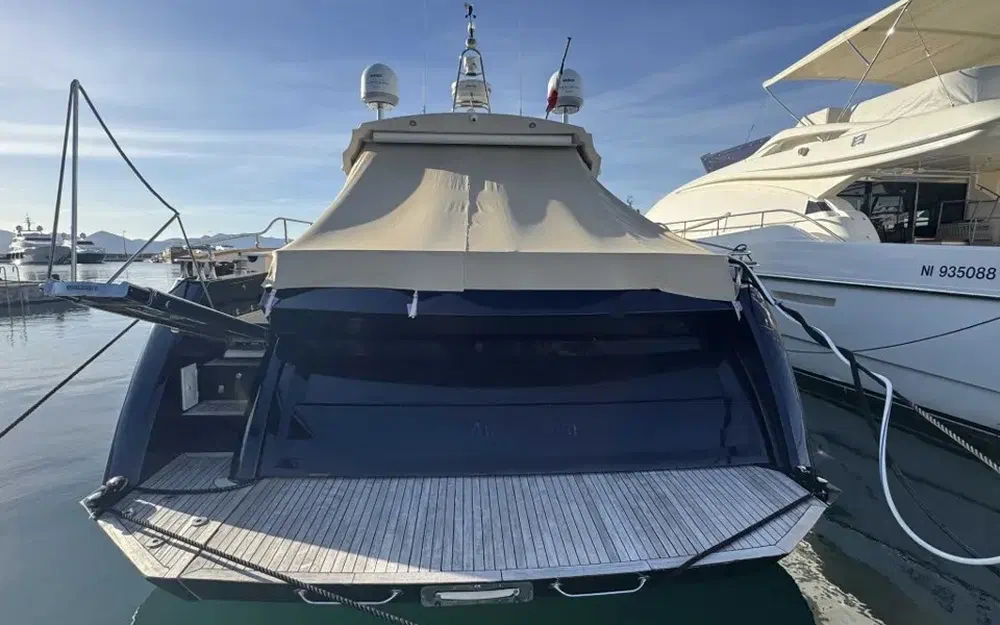 slider 2 Cayman 57 HT