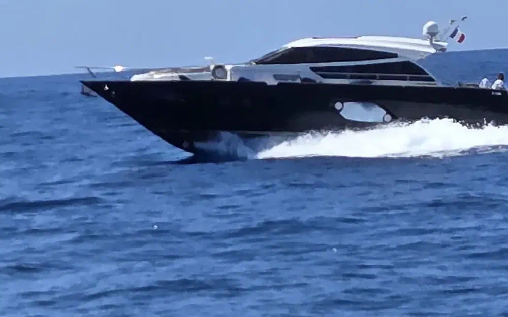 slider 33 Cayman 57 HT