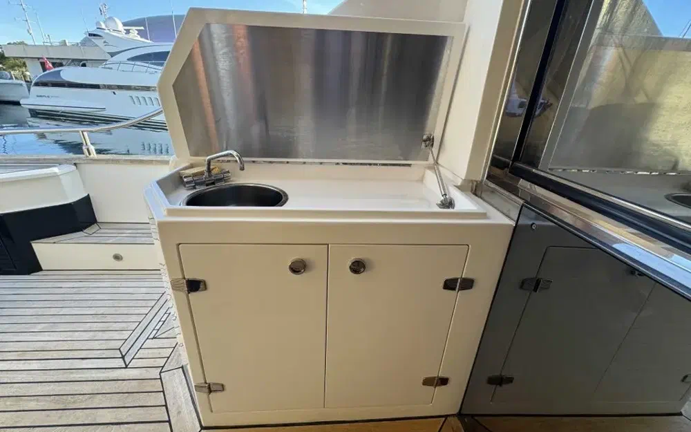 slider 4 Cayman 57 HT