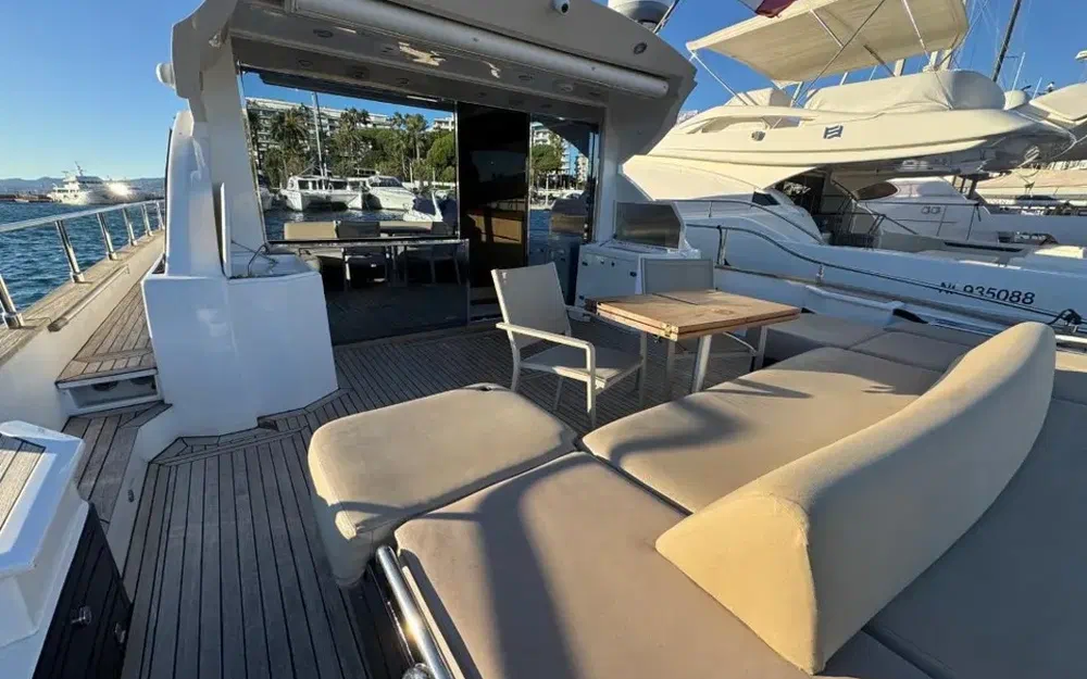 slider 7 Cayman 57 HT