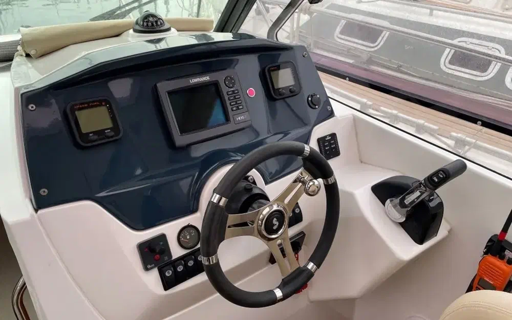 slider 14 Beneteau Antares 8.80