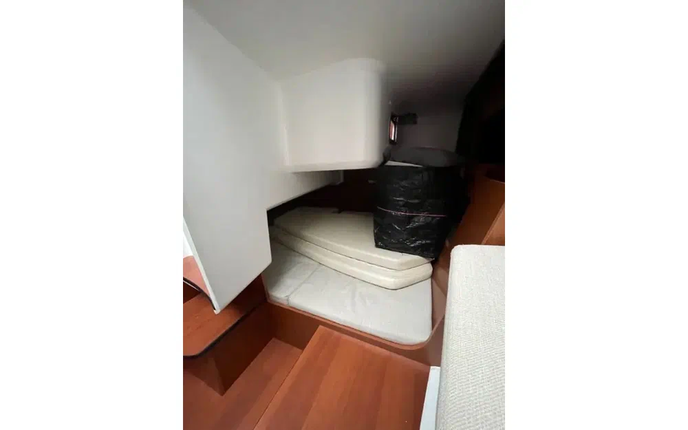 slider 18 Beneteau Antares 8.80