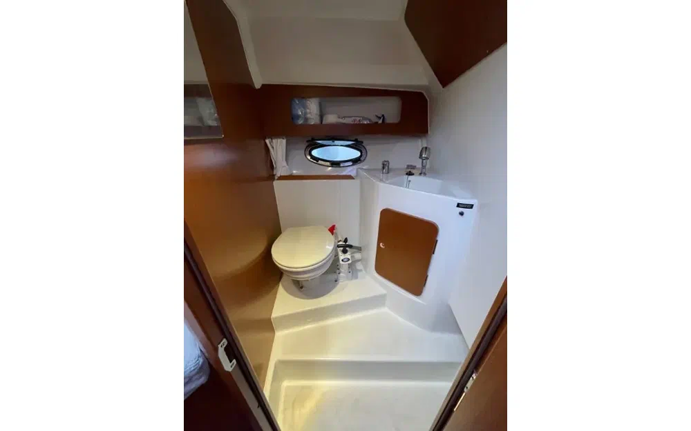 slider 20 Beneteau Antares 8.80