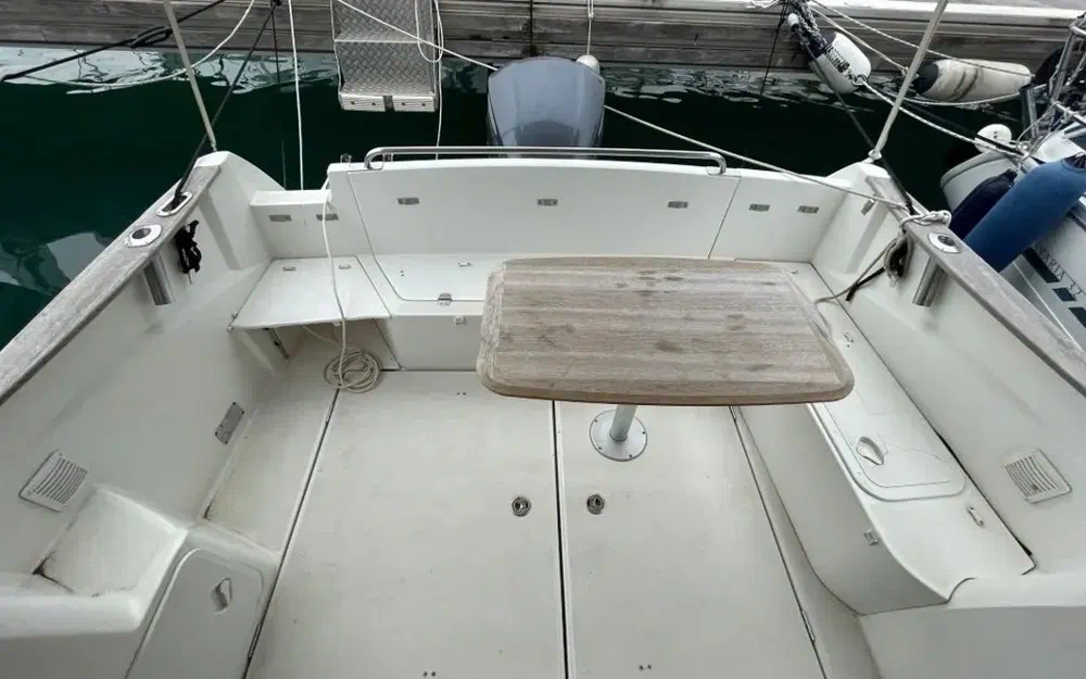 slider 5 Beneteau Antares 8.80