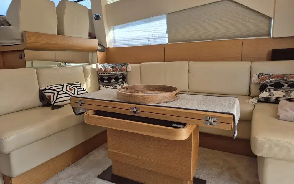 slider 2 Fairline Phantom 48