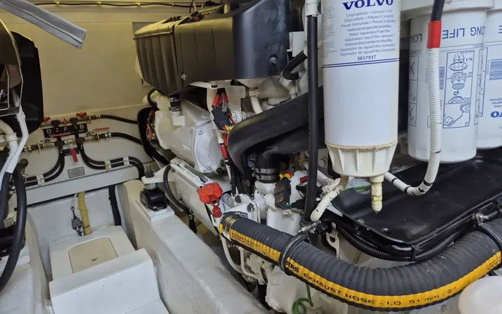 slider 34 Fairline Phantom 48