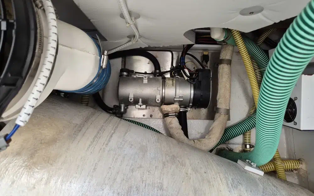 slider 36 Fairline Phantom 48