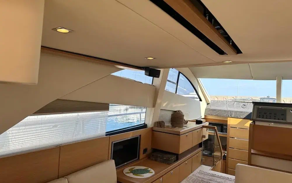 slider 3 Fairline Phantom 48