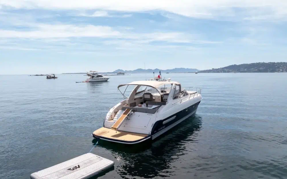 slider 1 Airon Marine 425