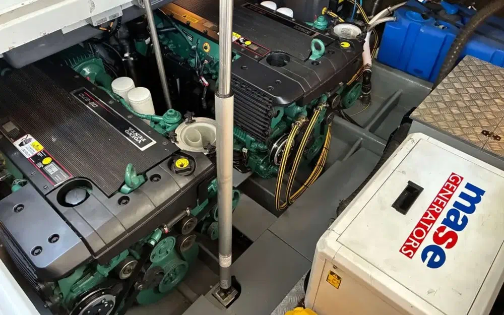 slider 28 Airon Marine 425