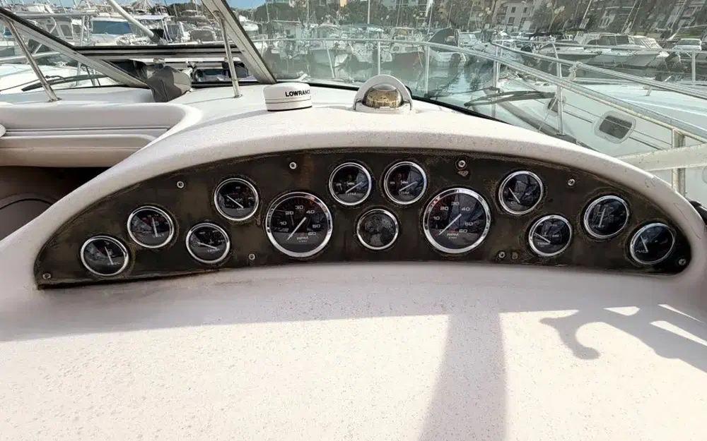 slider 9 Sea Ray Amberjack 290