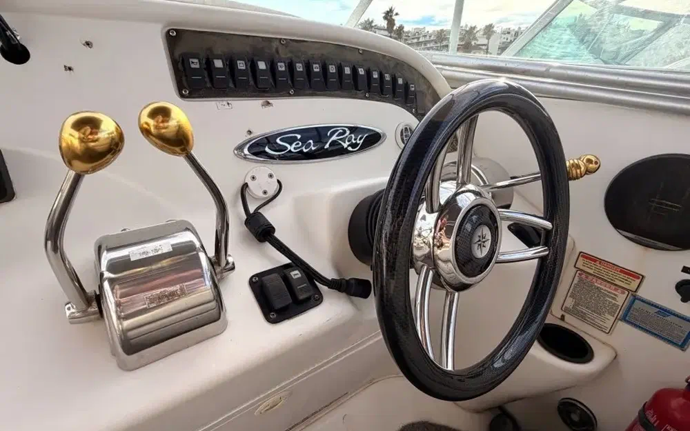 slider 7 Sea Ray Amberjack 290