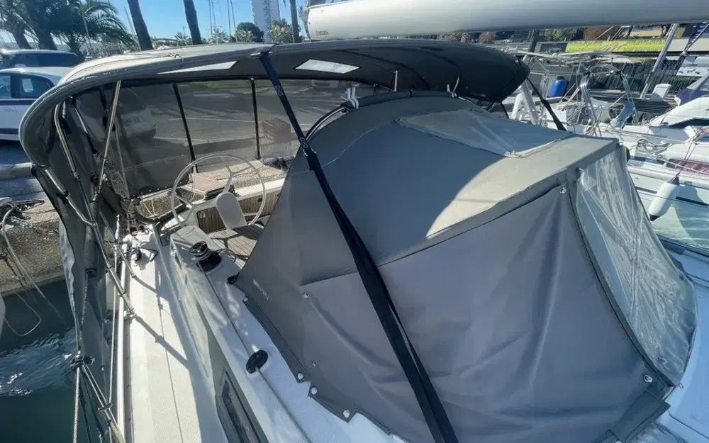 slider 8 Bavaria 37 Cruiser