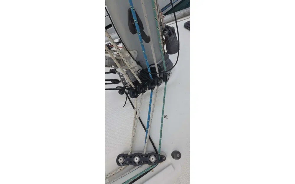 slider 11 Beneteau First 40