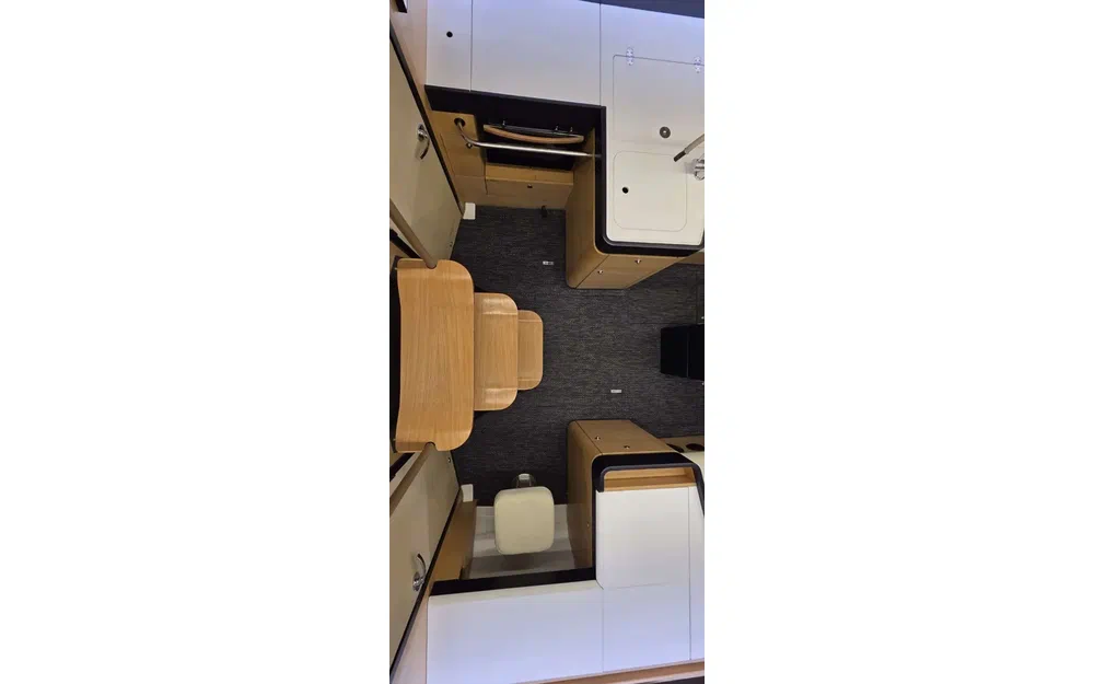 slider 16 Beneteau First 40