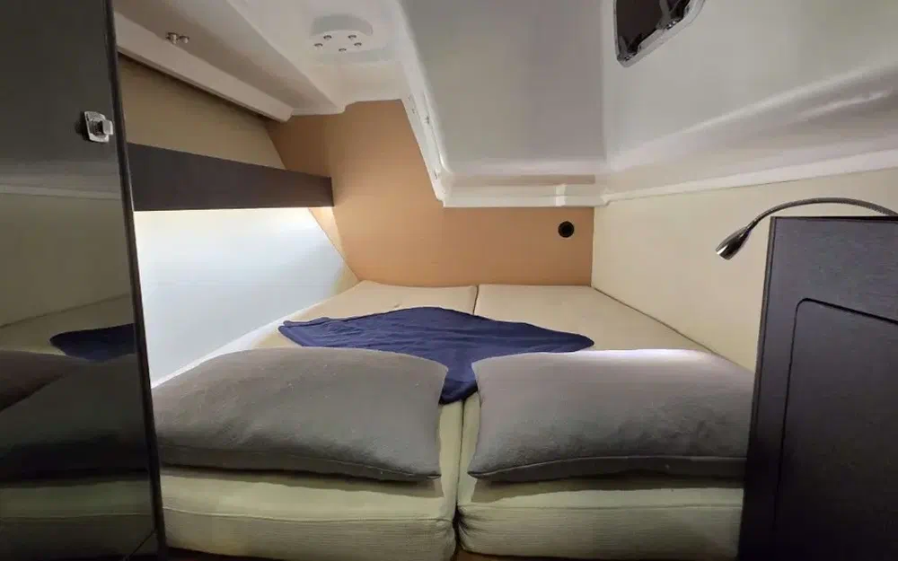 slider 24 Beneteau First 40