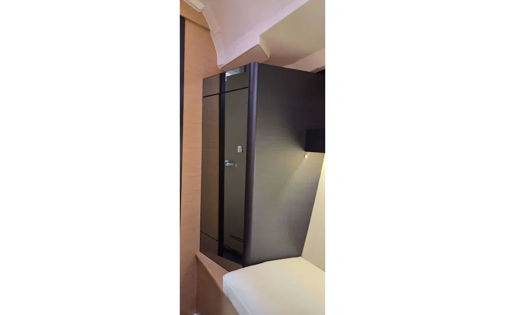 slider 27 Beneteau First 40