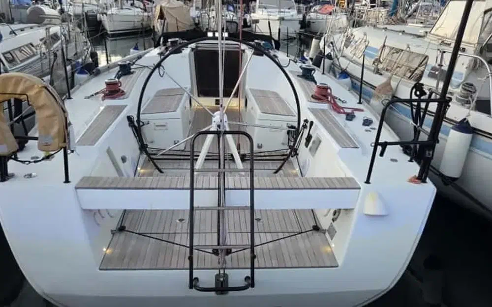 slider 2 Beneteau First 40