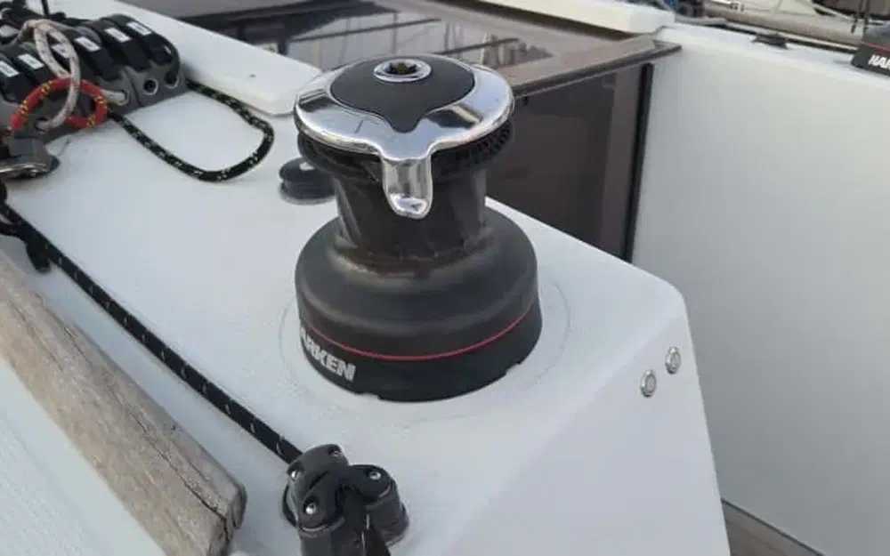 slider 6 Beneteau First 40