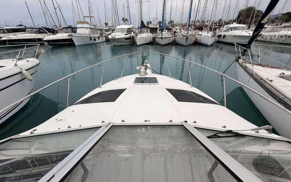 slider 11 Maxum 2355 SCR