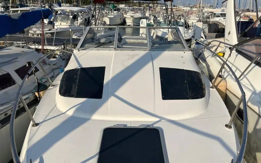 slider 1 Maxum 2355 SCR