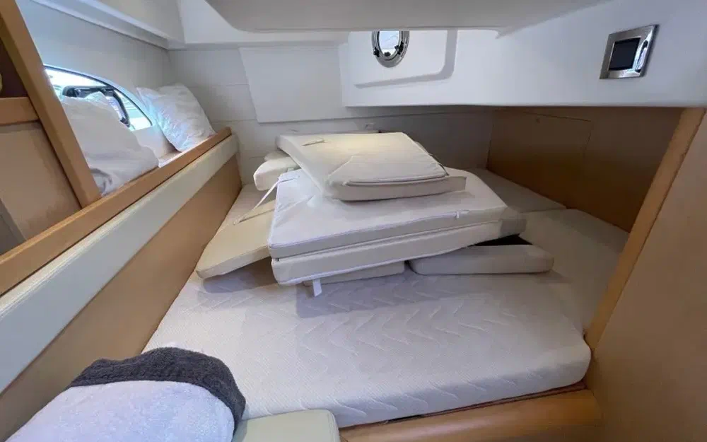 slider 18 Beneteau Gran Turismo 34