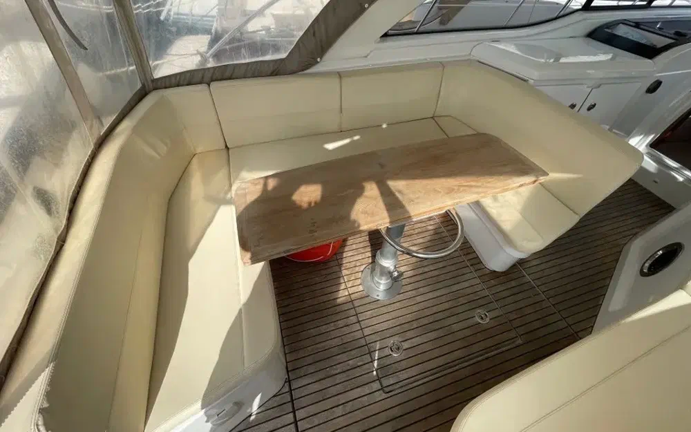 slider 4 Beneteau Gran Turismo 34