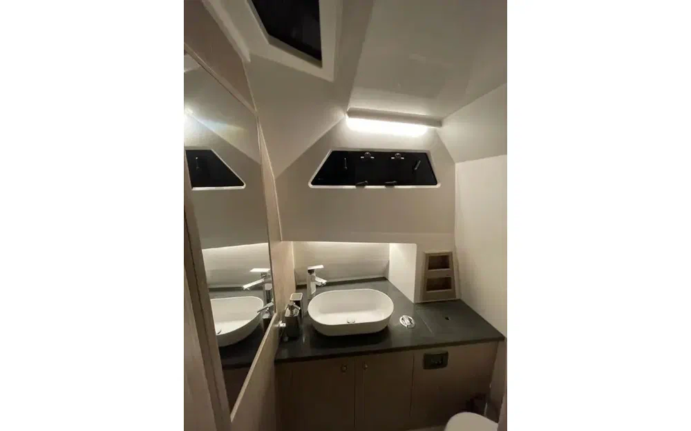 slider 18 Renier R10