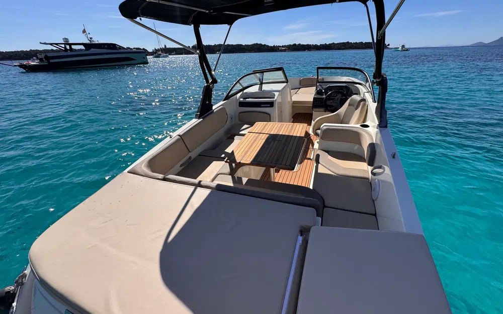 slider 1 Bayliner VR6 BOWRIDER OB