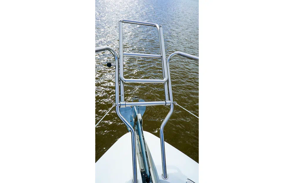 slider 3 Sunseeker Predator 57