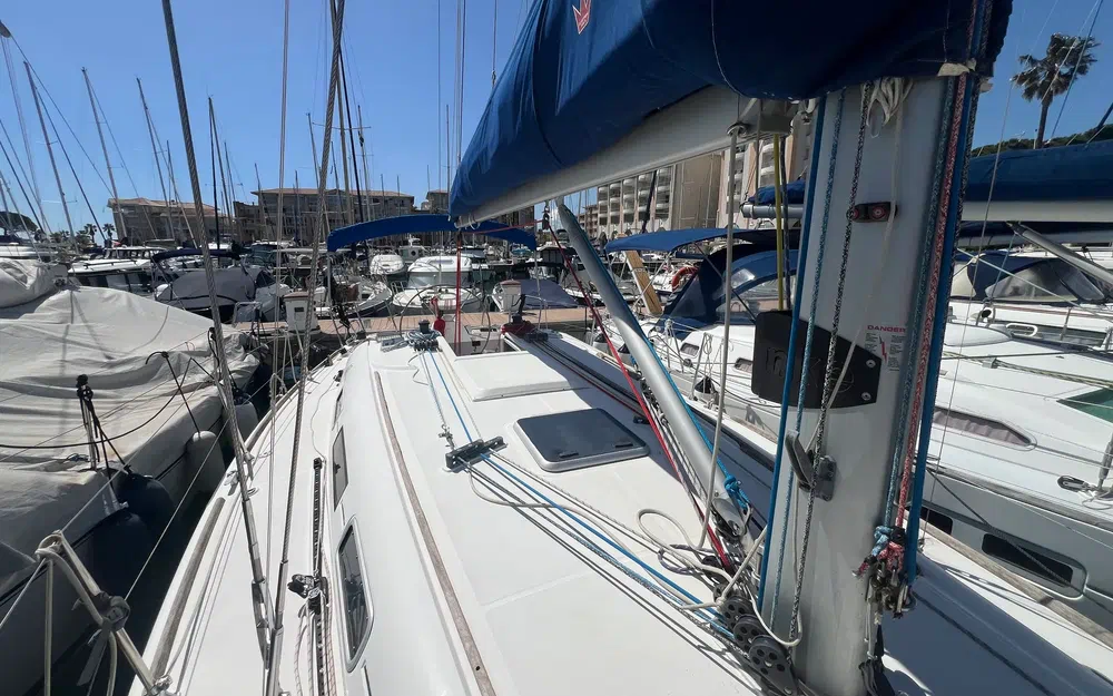 slider 27 Dufour 40 E Performance