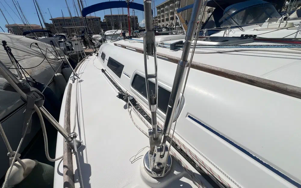 slider 28 Dufour 40 E Performance