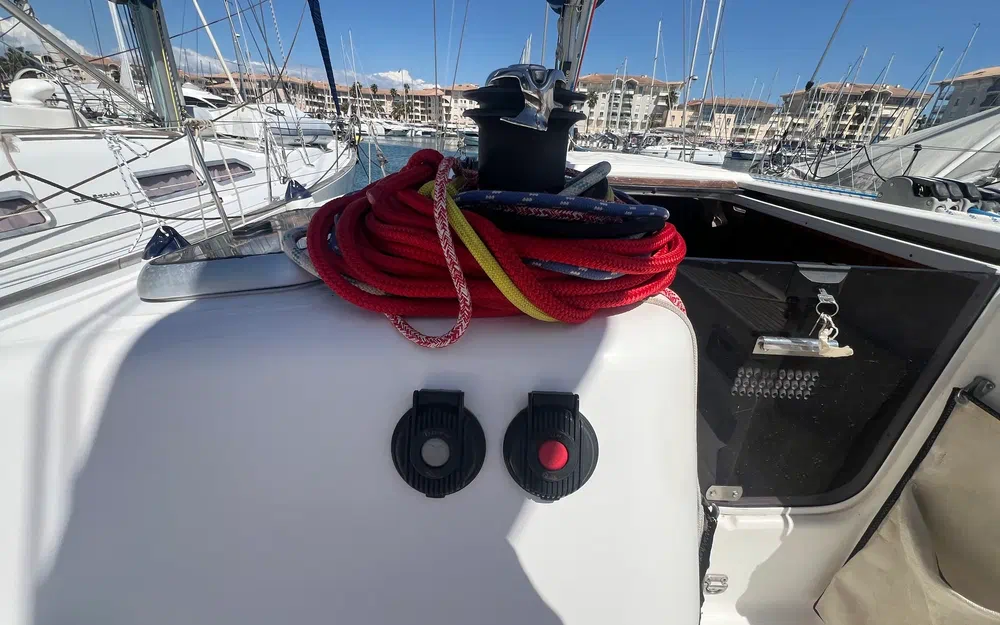 slider 32 Dufour 40 E Performance