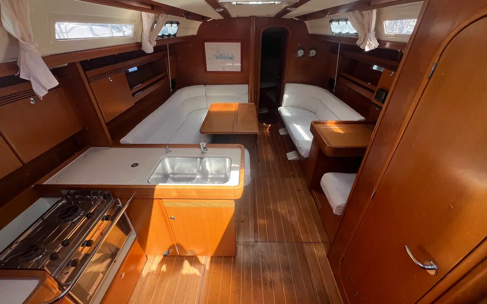 slider 33 Dufour 40 E Performance