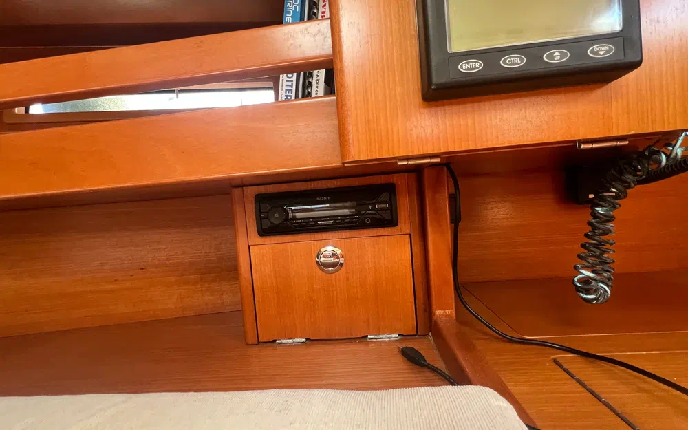 slider 42 Dufour 40 E Performance