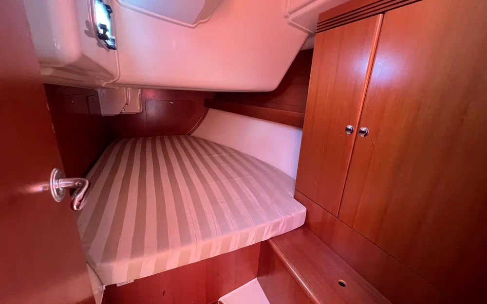 slider 52 Dufour 40 E Performance