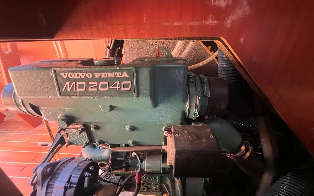 slider 56 Dufour 40 E Performance