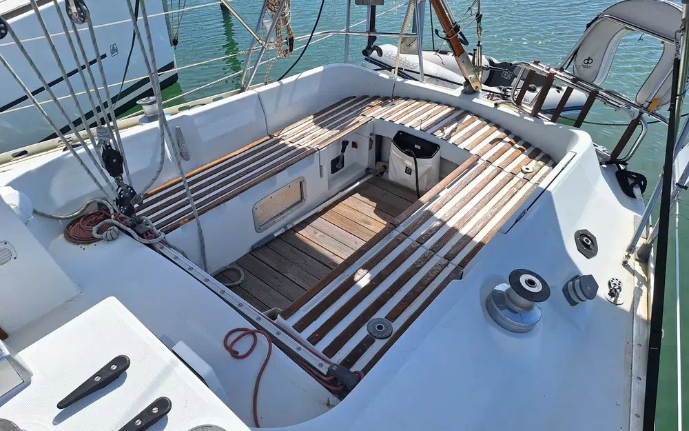 slider 1 Beneteau First 345