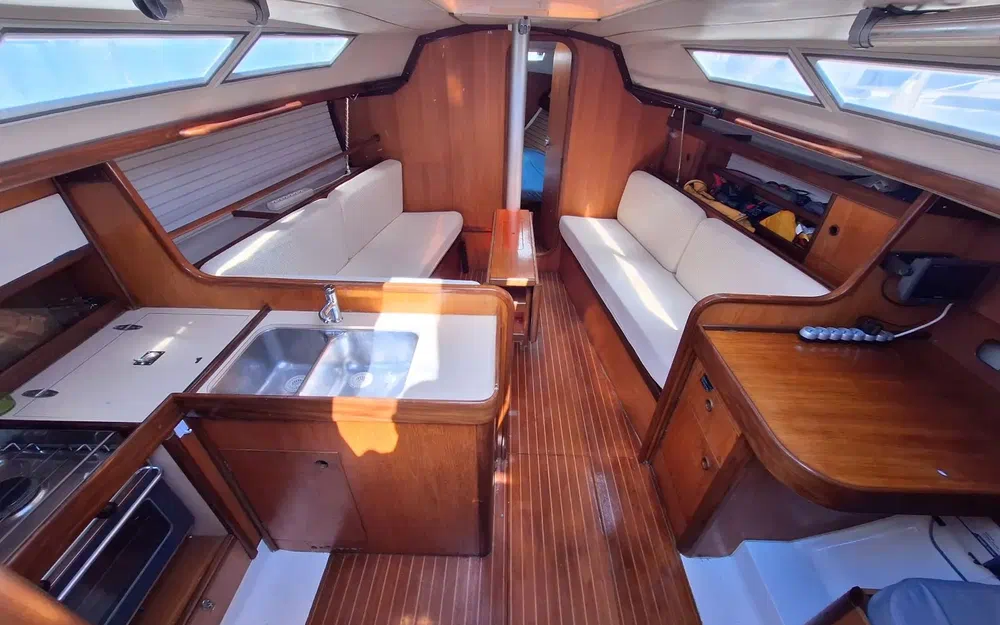 slider 2 Beneteau First 345