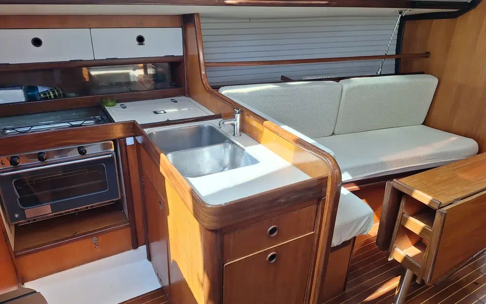slider 3 Beneteau First 345