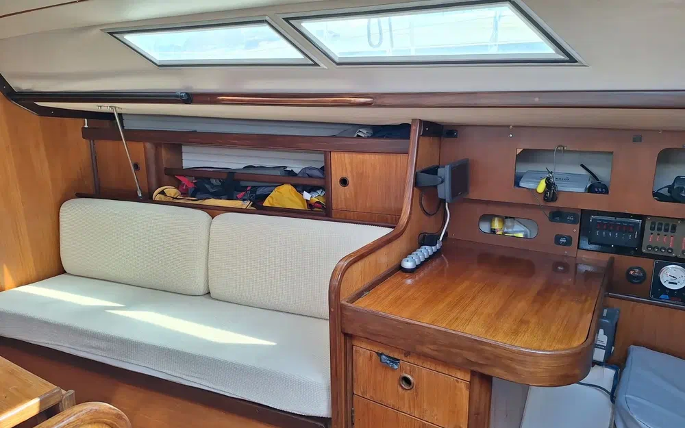 slider 4 Beneteau First 345