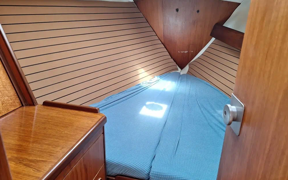 slider 7 Beneteau First 345