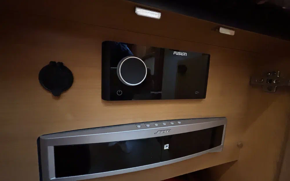 slider 15 Sunseeker Portofino 53