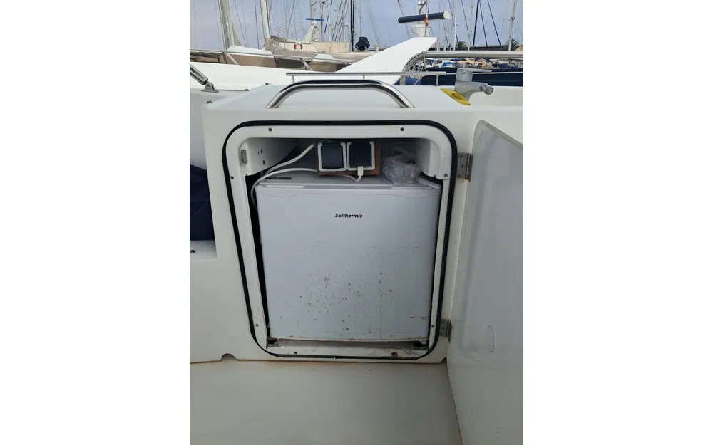 slider 14 Beneteau Swift Trawler 42