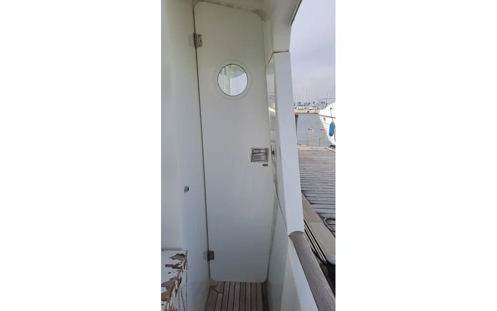 slider 18 Beneteau Swift Trawler 42