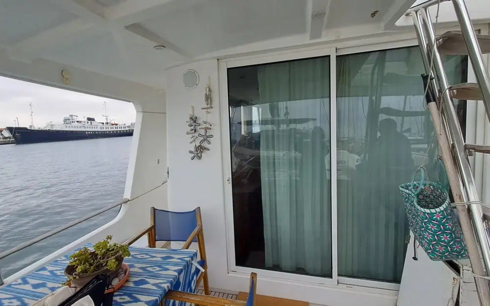 slider 19 Beneteau Swift Trawler 42